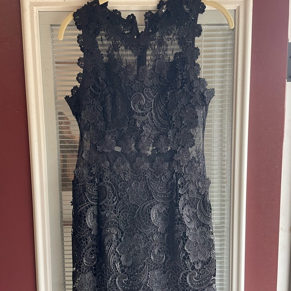 Black cocktail dress - Picture 1 of 3